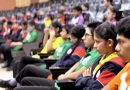 नवीन उपक्रम शाळेतल्या मुलांना चित्रपटांद्वारे निसर्गाबद्दल शिकण्यास मदत करते नवीन उपक्रम शाळेतल्या मुलांना चित्रपटांद्वारे निसर्गाबद्दल शिकण्यास मदत करते